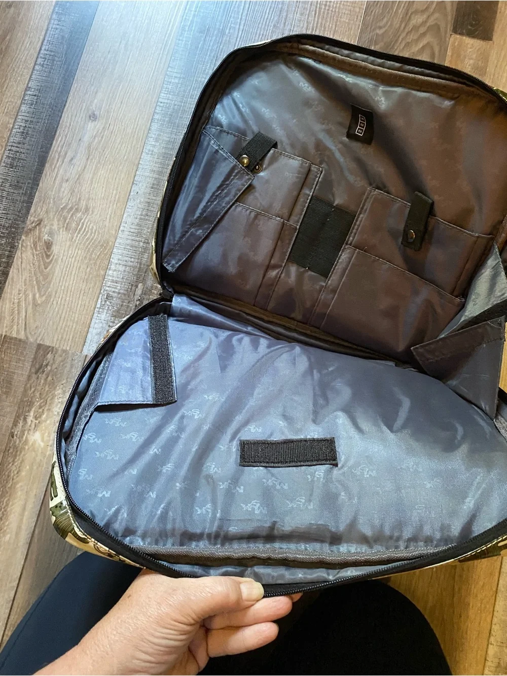 Vinyl Laptop Bag with Cat Pattern - Green/Brown Vintage